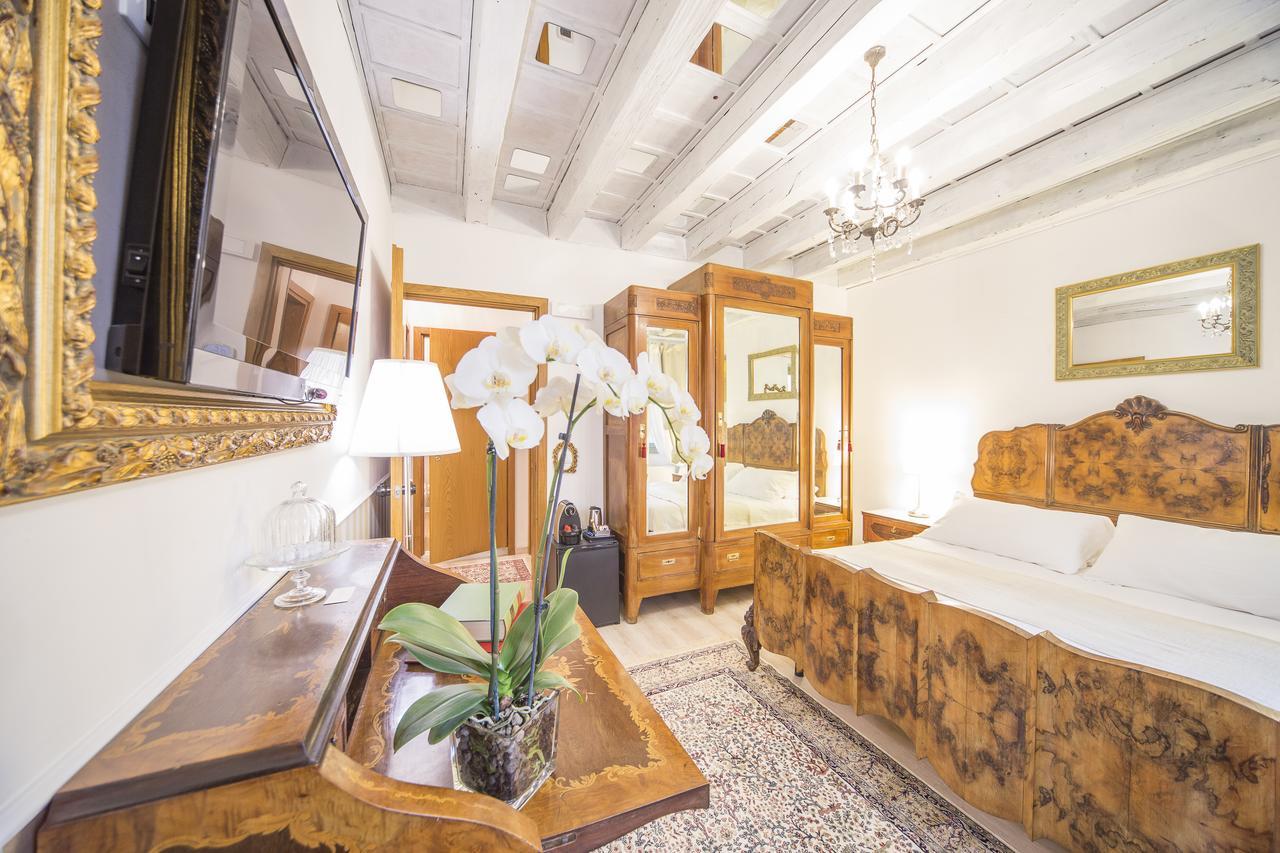 Corte Realdi Boutique Rooms Verona Exterior photo