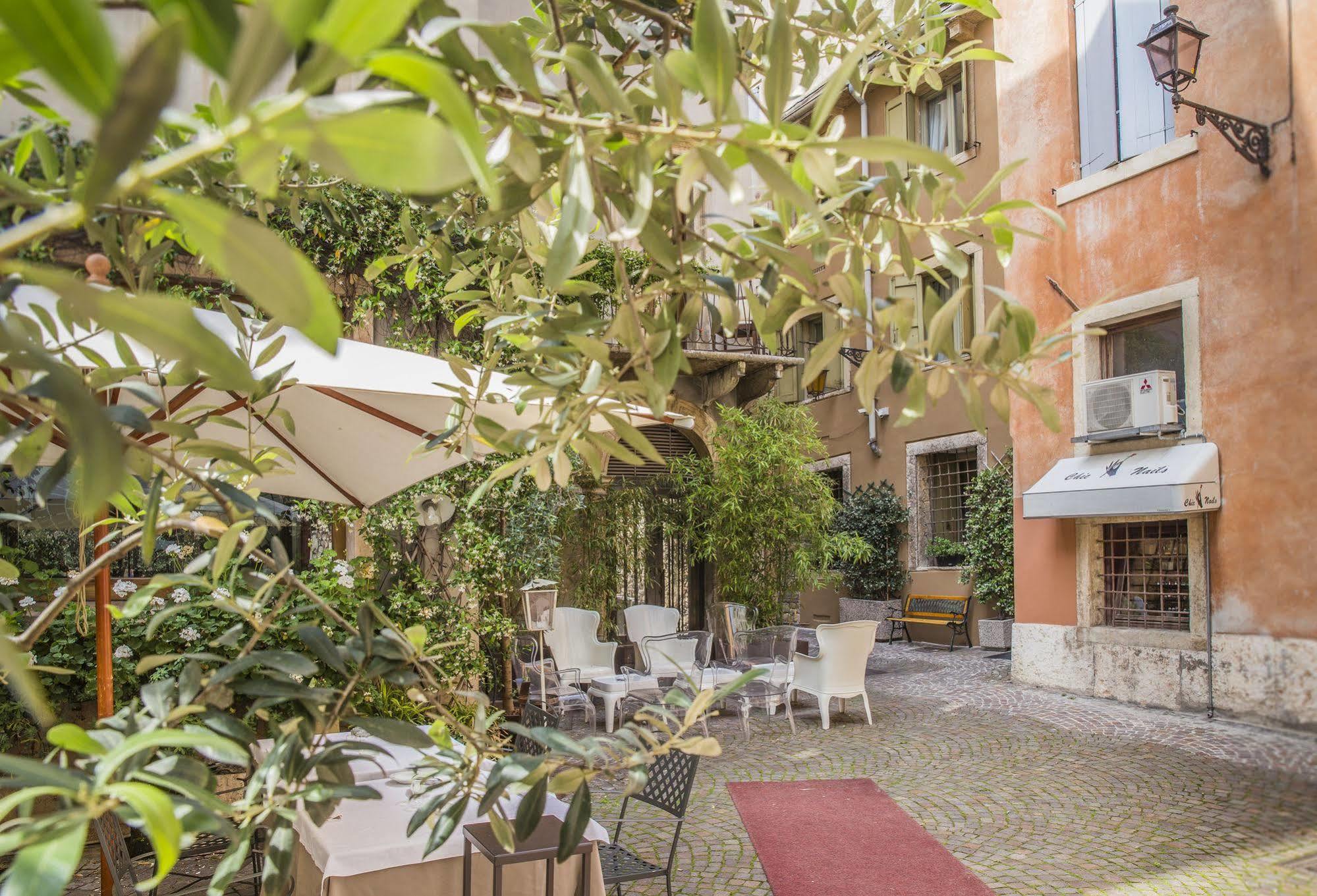 Corte Realdi Boutique Rooms Verona Exterior photo